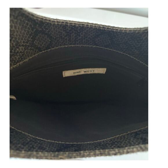 Nine West Black Gray Faux Snakeskin Python Fold Over Clutch - Picture 3 of 3